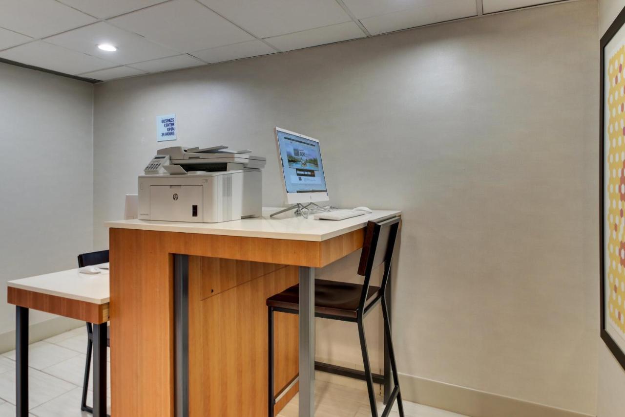 Express - Scranton Airport By Ihg 2* Pittston
